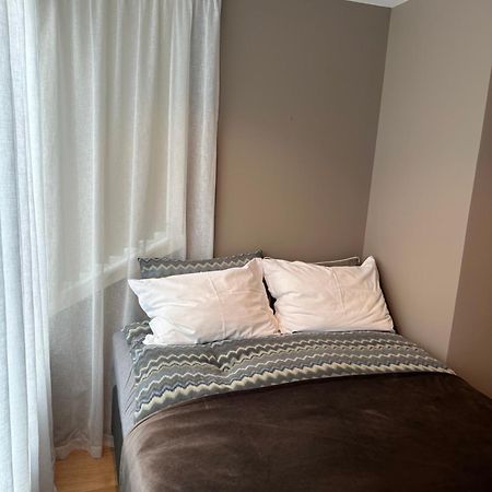 Urban And Quiet Apartment In City Centrum Tromso Luaran gambar